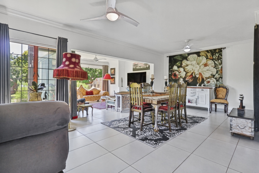 3 Bedroom Property for Sale in The Coves North West